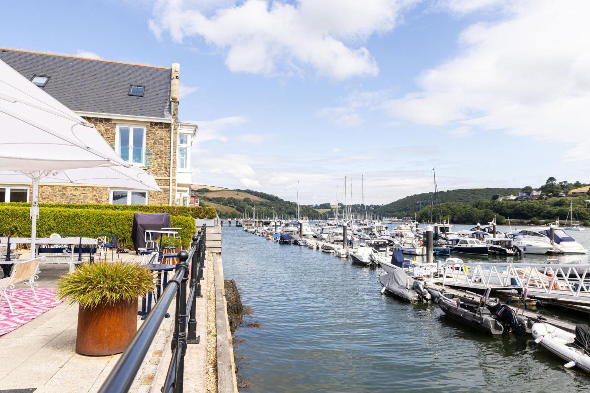 Dart Marina - Luxury Apartment On Marina Dartmouth Exterior photo
